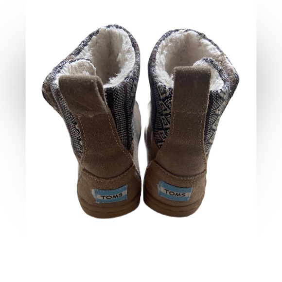 Toms Toddler Boots - Size 6 - Picture 4 of 6
